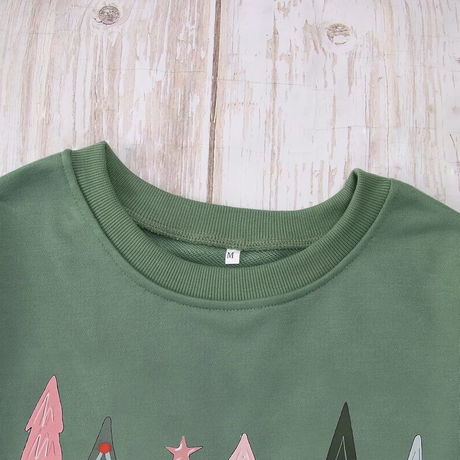 Merry Christmas Sweatshirt for Women Xmas Tree Pullover Shirts Crew Neck Tops Long Sleeve Fall Winter Clothes