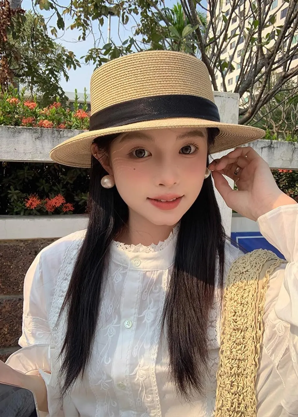 Women’s Wide Brim Flat Top Straw Sun Hat with Classic Accessories-Perfect for Summer Beach, Outdoor and Vacation